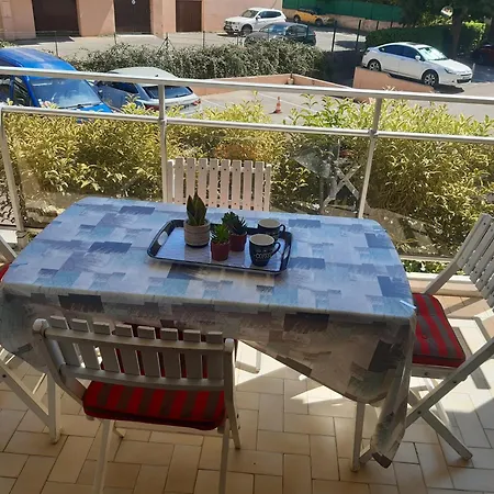 T2 Proche Centre Et Apartament Cavalaire-sur-Mer