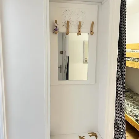 Apartment T2 Climatise Proche Centre Et *